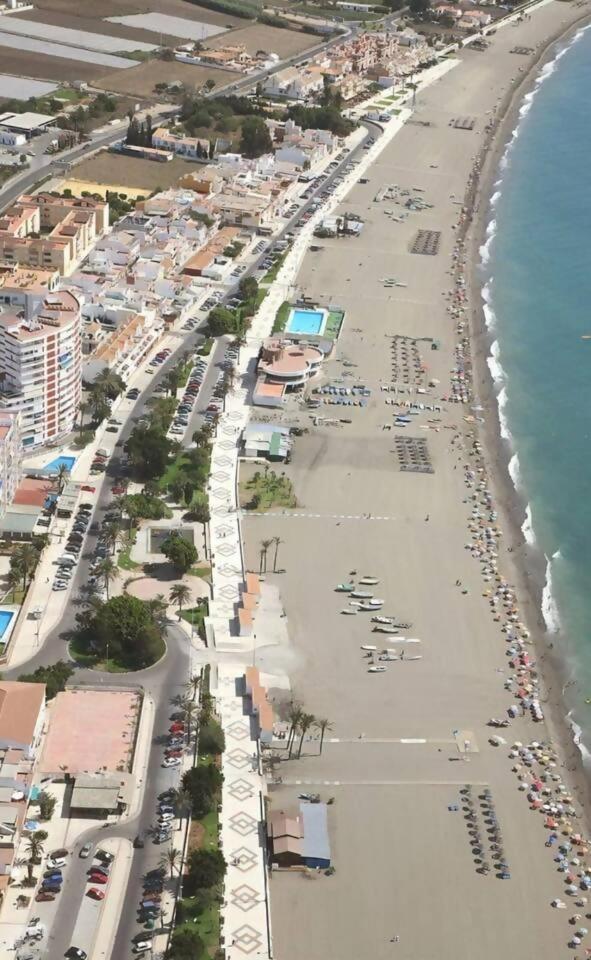 Fastastico Apto Torre Del Mar Parking Wi-Fi Екстер'єр фото
